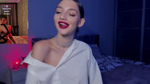 Sophie online show from 10.30.25