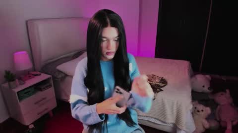    online show from 09.24.25