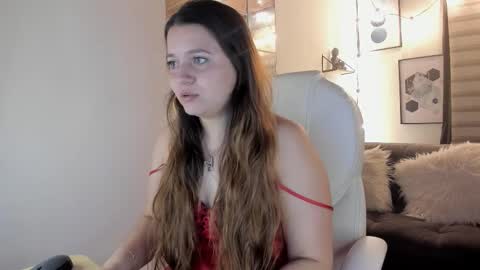 Sophie  online show from 10.11.25