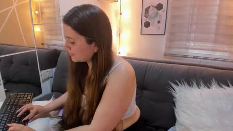 Sophie  online show from 11.12.25