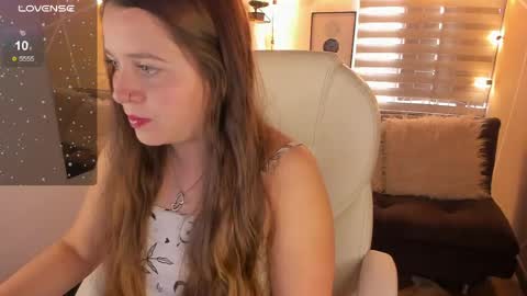 Sophie  online show from 04.16.26