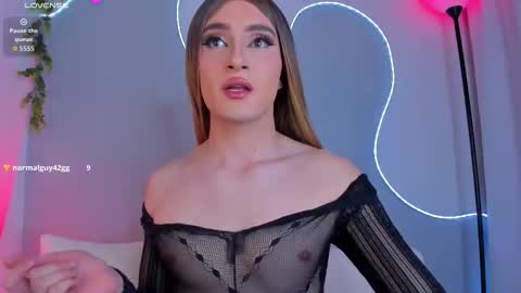 Sophie online show from 09.28.25