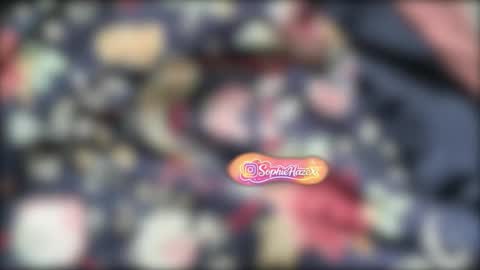 Snapshot of sophiehazex chatting on 04.12.26 sophiehazex online show from 04.12.26