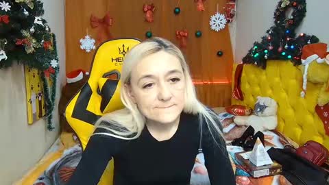 sophiekittyy online show from 12.26.24