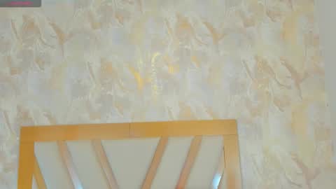 Sophie online show from 11.24.25