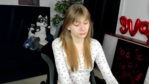 Camilla online show from 09.08.25