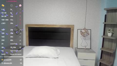Sophie  online show from 01.08.25