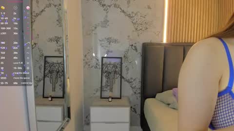 Sophie  online show from 10.22.25