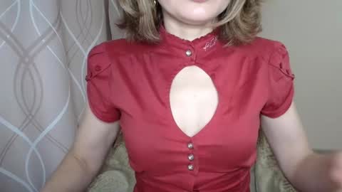 Sophiemisss online show from 10.14.25