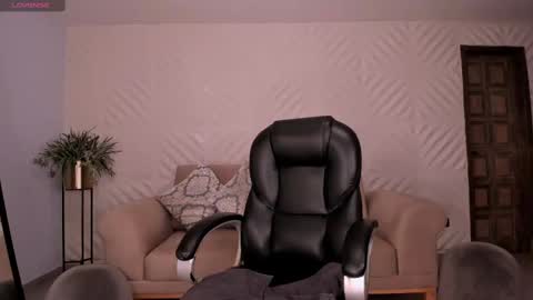 Sophie  Palmer online show from 02.27.25