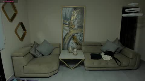 Sophie  Palmer online show from 10.06.25