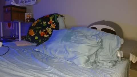 SophiePine online show from 03.04.26