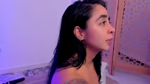 sophierooy online show from 12.13.24