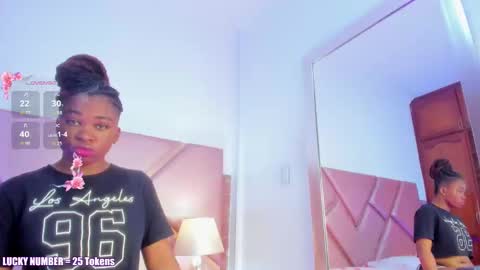 Sophie online show from 10.04.25