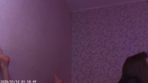 Snapshot of sophiesuvi chatting on 01.11.25 Sophie and my bestie Mandy    online show from 01.11.25