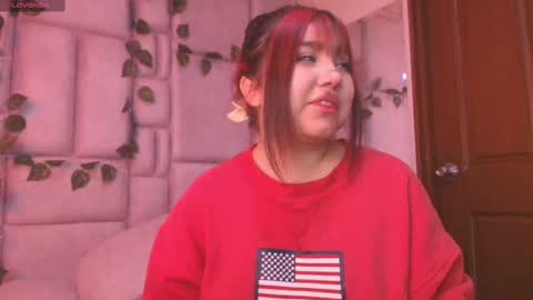 Snapshot of sophievv chatting on 09.12.25 Sophie online show from 09.12.25