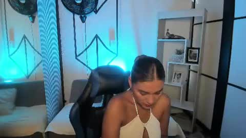 sophiewatson_ online show from 07.02.26