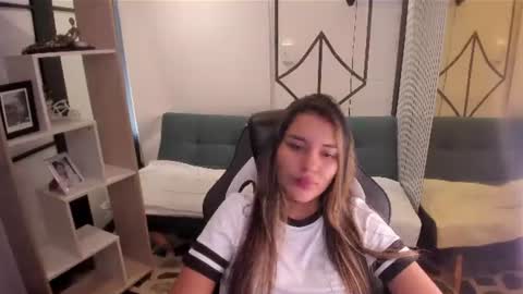 sophiewatson_ online show from 07.20.26
