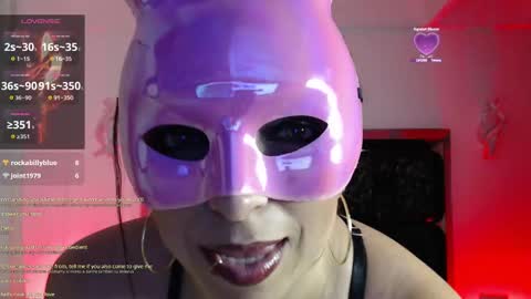 Snapshot of sophifiremodel chatting on 10.18.25 sophi fire online show from 10.18.25