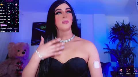 Sophie Sweet online show from 09.24.25