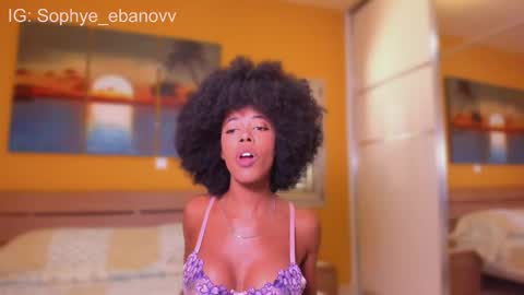 Snapshot of sophye_ebanov chatting on 10.03.25 SEE U HERE OF  online show from 10.03.25