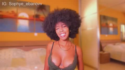 Snapshot of sophye_ebanov chatting on 10.28.25 SEE U HERE OF  online show from 10.28.25