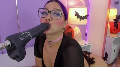 Sophy online show from 10.15.25