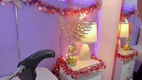 Sophy online show from 12.15.25