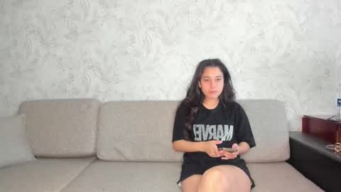 sophywhisper online show from 09.13.25