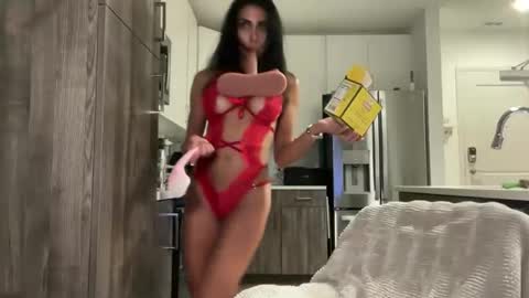 soprettyithurts69 online show from 11.04.25