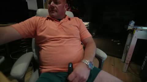 Snapshot of soundfreqnj chatting on 10.23.25 soundfreqnj online show from 10.23.25