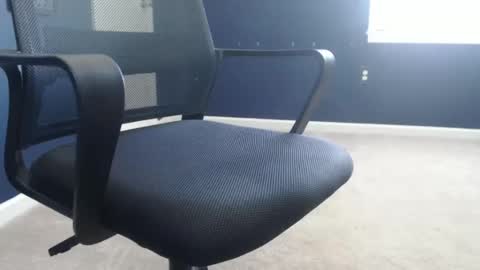 Snapshot of southerncock8 chatting on 10.31.25 KIT online show from 10.31.25