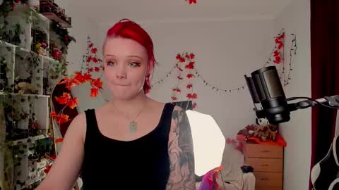 Leah online show from 10.26.25