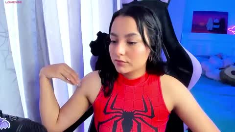 Snapshot of soy___lili chatting on 12.03.24 Lili online show from 12.03.24