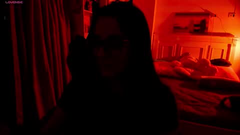 Snapshot of soy___lili chatting on 09.19.25 Lili online show from 09.19.25