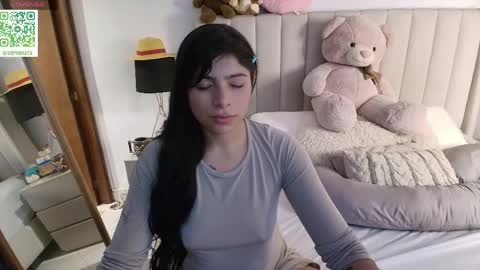 Adeline independent model online show from 05.15.26
