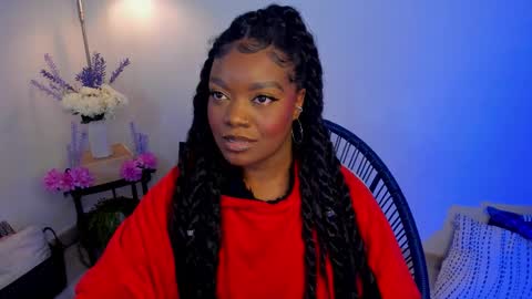 Snapshot of soymaria___ chatting on 10.23.25 Maria  online show from 10.23.25