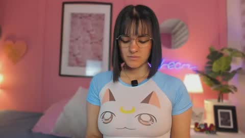 Snapshot of soysaraa_ chatting on 06.05.26 Aleja online show from 06.05.26