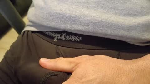 Snapshot of sparklenuts17 chatting on 02.11.25 sparklenuts17 online show from 02.11.25