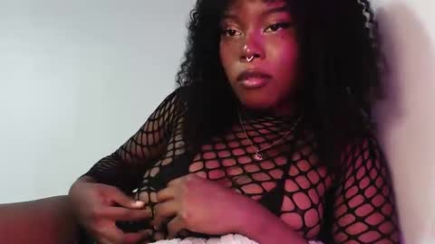 Soleil online show from 11.20.25