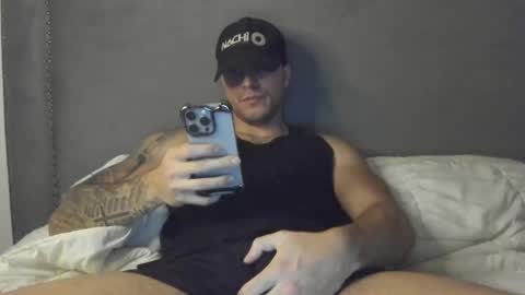 Snapshot of spartacozz chatting on 02.06.25 spartacozz online show from 02.06.25