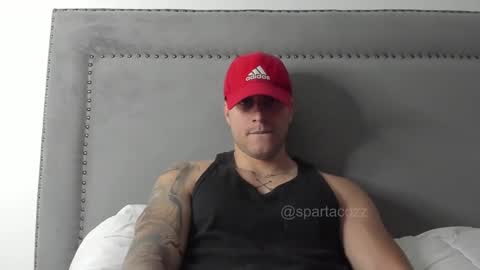 Snapshot of spartacozz chatting on 02.11.25 spartacozz online show from 02.11.25