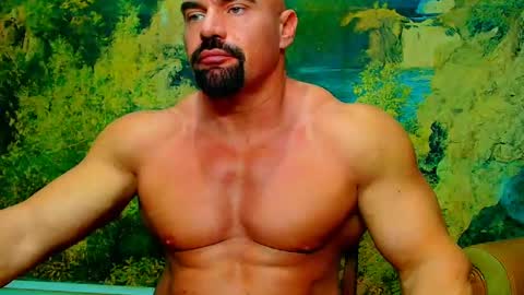 Snapshot of spartacusdom chatting on 01.21.25 spartacusdom online show from 01.21.25