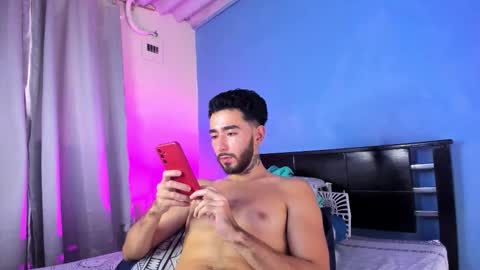 Snapshot of spartan__king chatting on 10.17.25 Isaac online show from 10.17.25