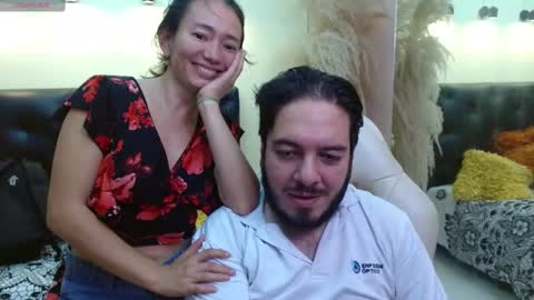 Snapshot of specialguests chatting on 09.13.25 Invitadas Especiales online show from 09.13.25