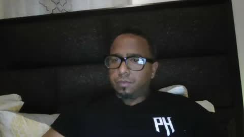 Hot chocolate online show from 07.08.26
