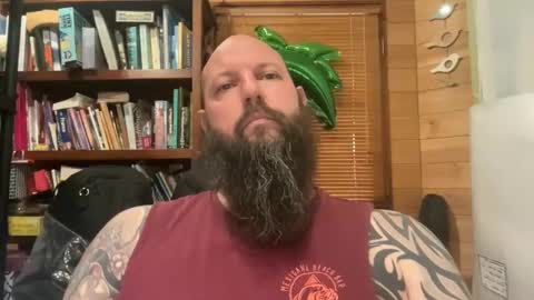 Beard Guy online show from 01.07.25