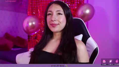 Snapshot of spicy__scarlett chatting on 07.19.26 scarlett online show from 07.19.26