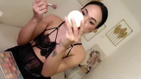 Alora online show from 01.19.25