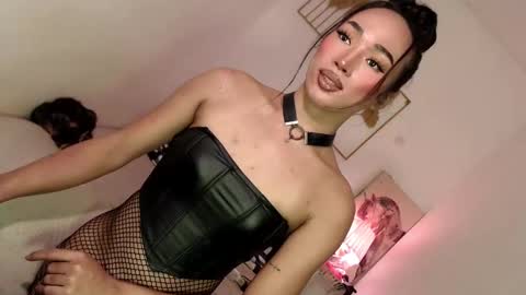 Snapshot of spicy_kinky chatting on 02.16.25 Alora online show from 02.16.25